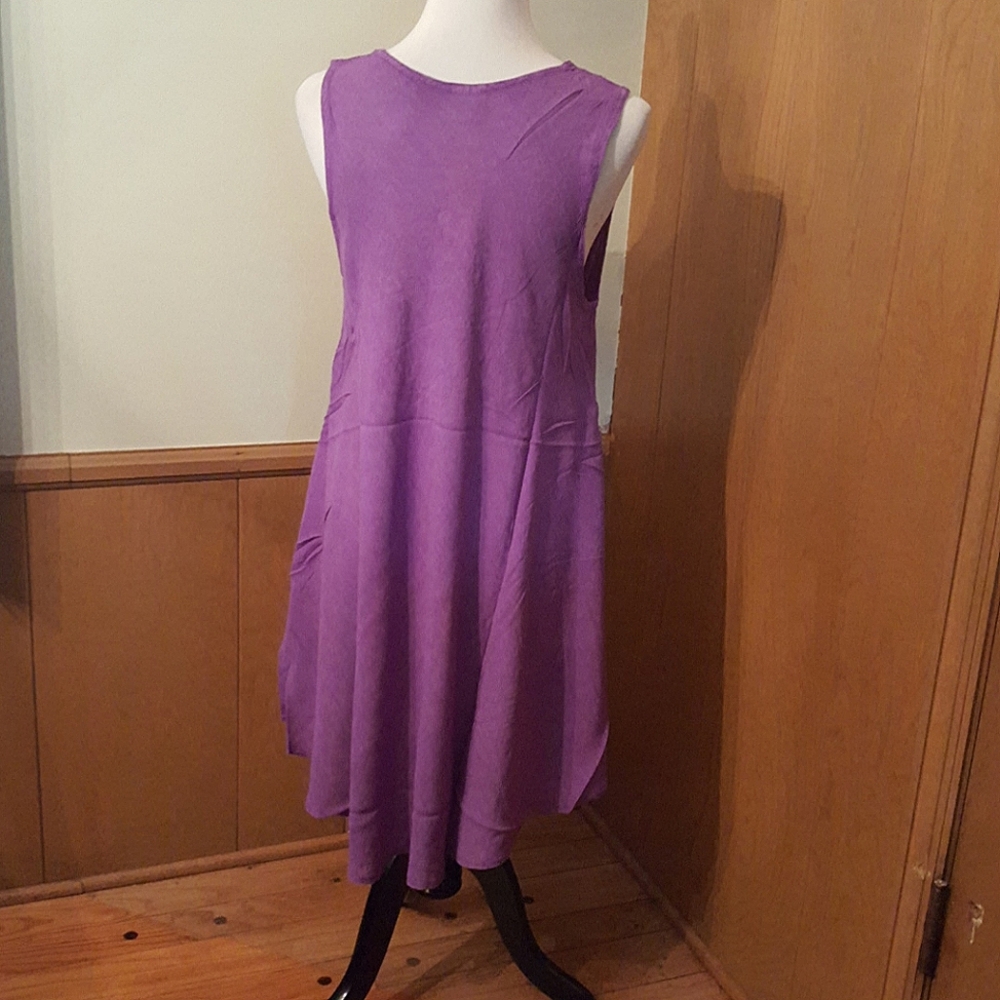 Dress - Picture 2 of 2